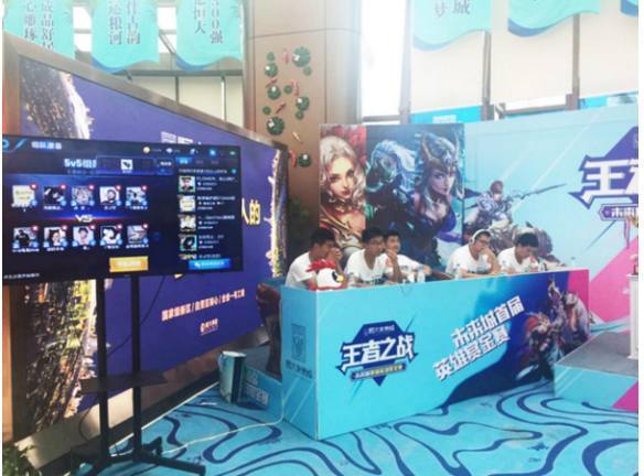 夏季赛骑士之路D3：Angel交手Ucal ，Hoya对线Hery